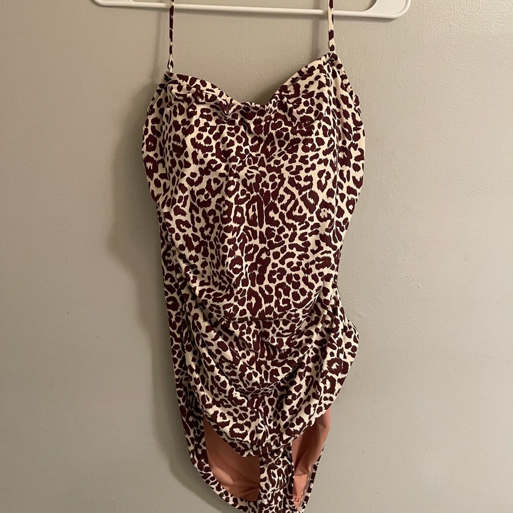 JCrew one piece swimsuit new with tags lined. Leopard print